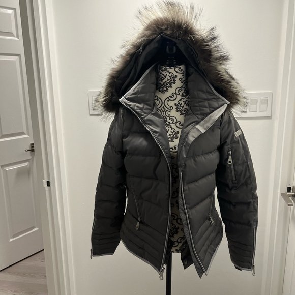 NILS Down Coat - Picture 5 of 6